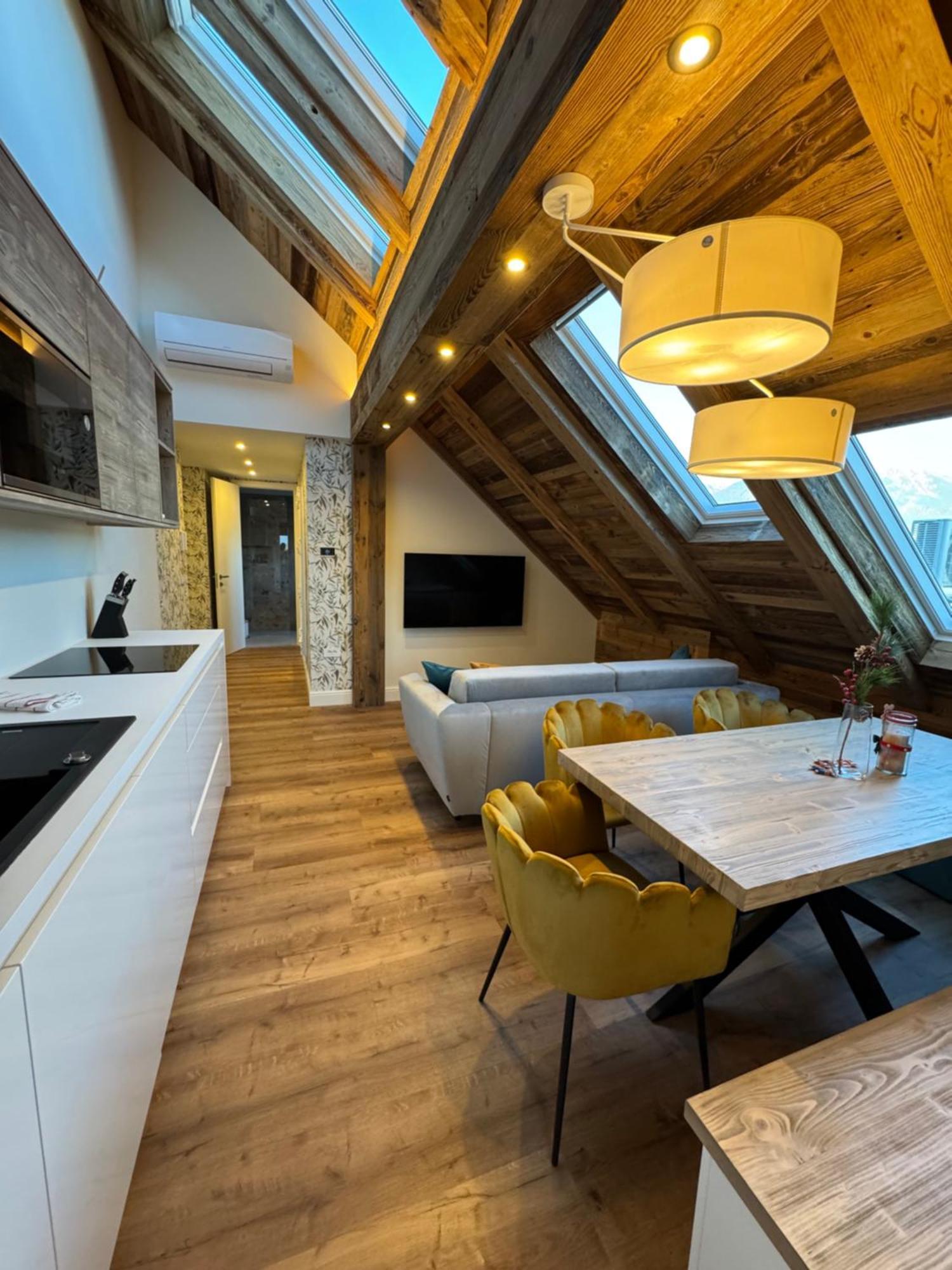 Vila Urbana Luxury Apartments Lesce  Kültér fotó
