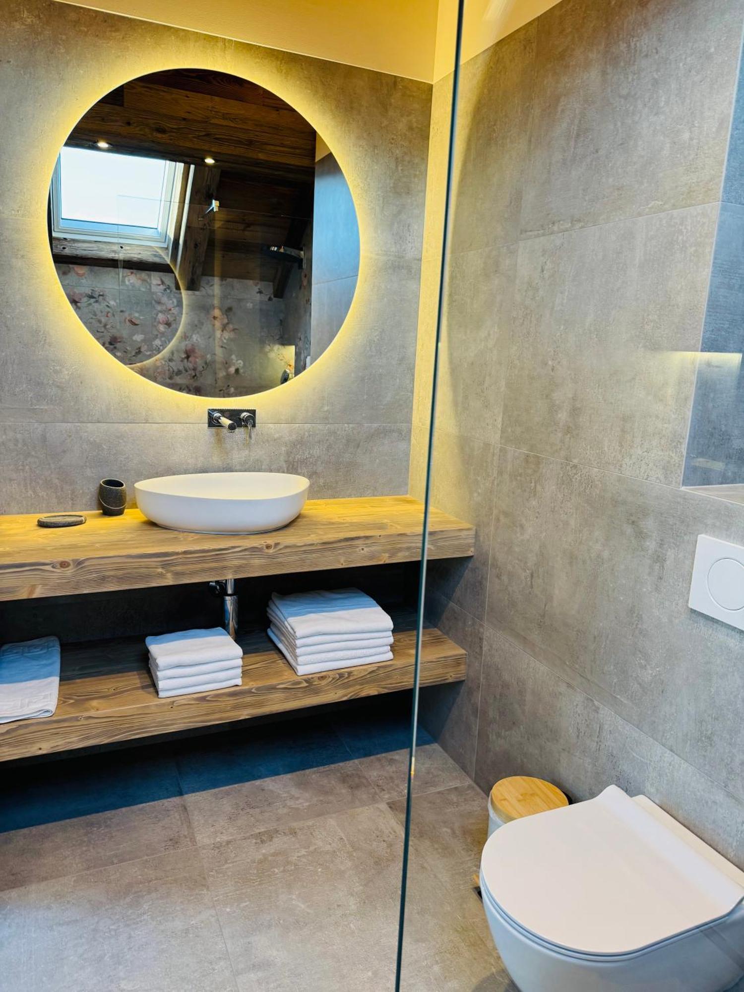 Vila Urbana Luxury Apartments Lesce  Kültér fotó